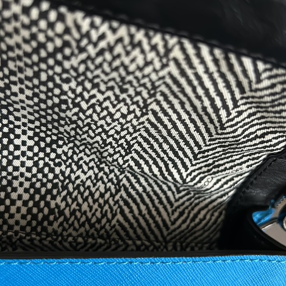 Rebecca Minkoff never used blue crossbody - Picture 3 of 6